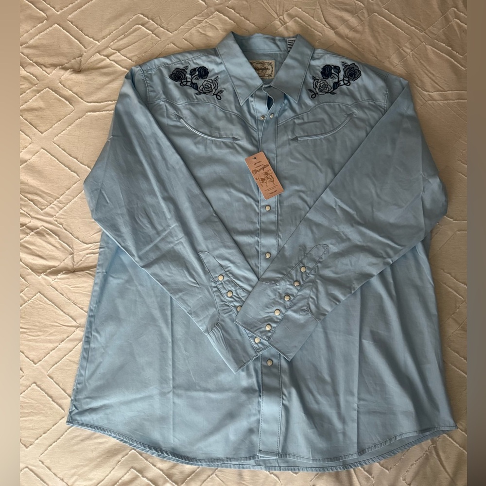 Wrangler Light Blue Embroidered Western Shirt